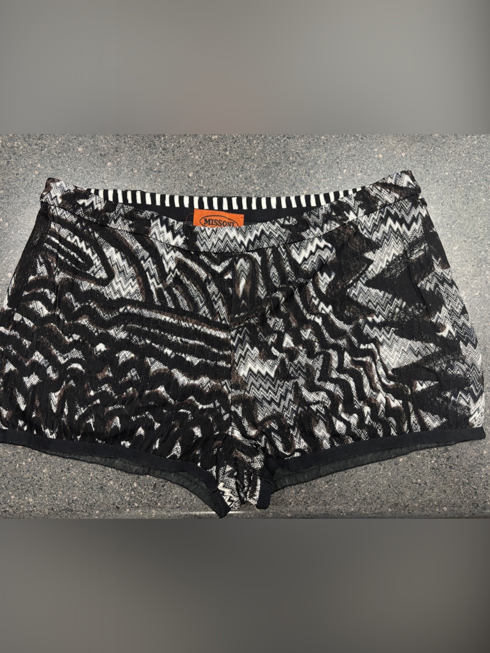 Missoni Mare Black & White Zig Zag Knit Shorts Cover Up Made in Italy